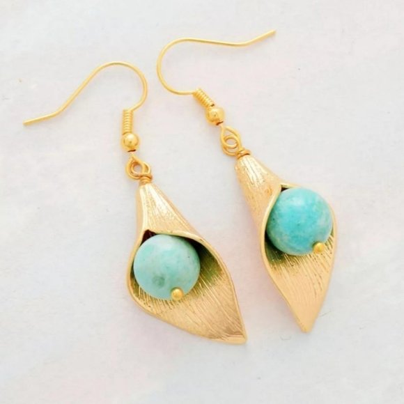 Amazonite Calla Lily Flower Earrings - Picture 1 of 7